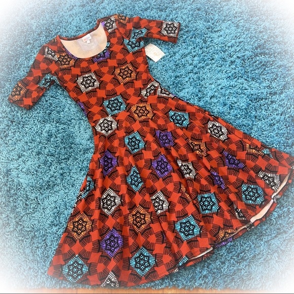 💕New with Tag Lularoe Nicole Dress💕 - Picture 12 of 14